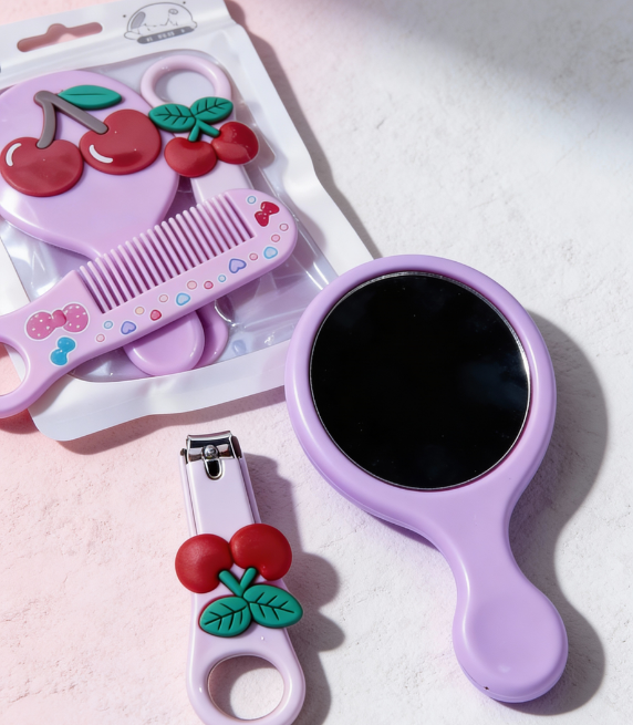 Silikon Anahtarlık, Sulu Anahtarlık, Çelik Anahtarlık, Sürpriz Figür, Pırlanta Taş Anahtarlık, Crocs Terlik Süsü, Silikon Sticker, Pelüş Anahtarlık, Stand, Kar Küresi, Boyama Figürleri, 3D Baskı, Sonny Angel, Kartlık, Ayna Modelleri